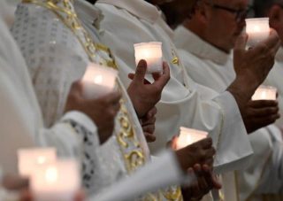 K sobotnej vigílii s pápežom Levom za pokoj sa pripoja aj na Slovensku