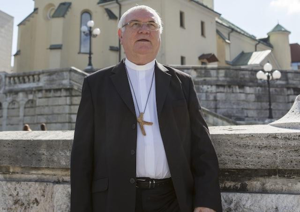 KU udelí čestný doktorát prvému veľkému kancelárovi, biskupi Galisovi