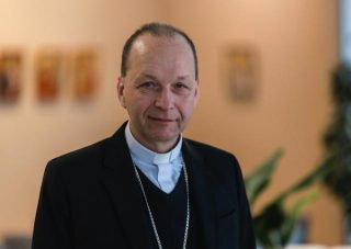 Biskup Haľko: Prázdniny – priestor na uvoľnené spočívanie v Božej prítomnosti
