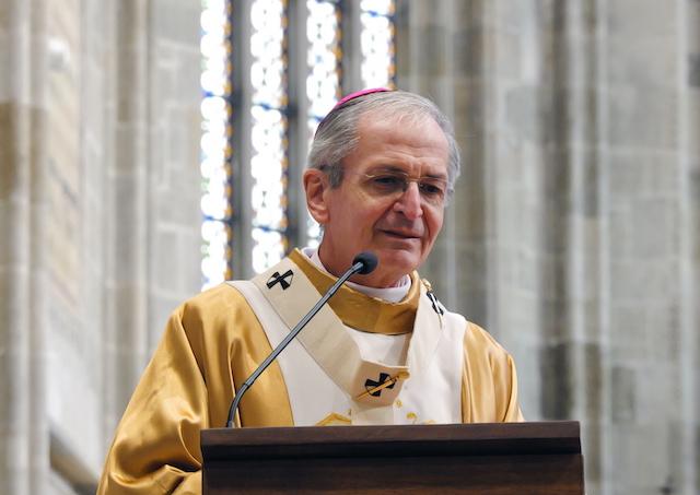 Predseda KBS Mons. Stanislav Zvolenský vyzval k modlitbe za pápeža