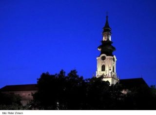 Kardinál Piacenza bude sláviť v nedeľu omšu v Bazilike sv. Emeráma v Nitre