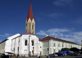 Bratia dominikáni ponúkajú pre mladých víkend v kláštore v Košiciach