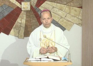 Biskup Haľko pozýva na adventné dialógy na námestiach v Bratislave