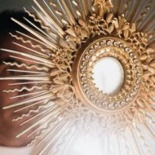 Modlitby chvál pred Eucharistiou