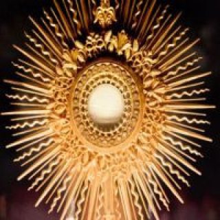Modlitba chval pre Eucharistiou
