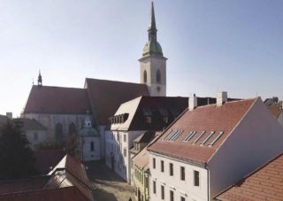 Predstavia knihu o Kapitulskej ulici v Bratislave a jej európskom význame